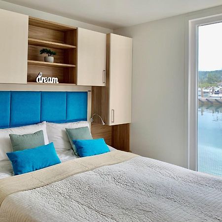 Bonita Houseboat Apartment Portorose Exteriör bild